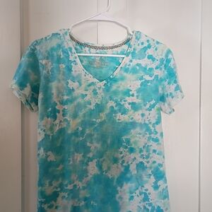 Time and Tru Aqua Tie-Dye Short Sleeve Tee